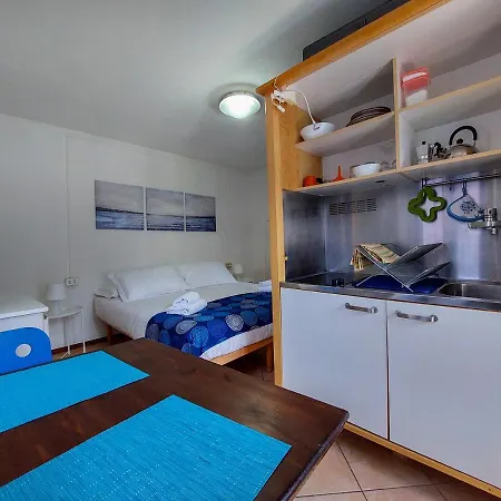 Easy Welcome Tiny Appartement *